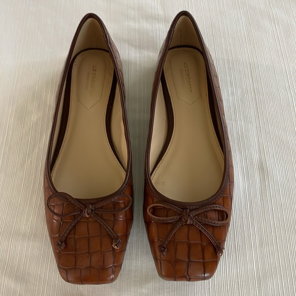 Liz Claiborne squared point Ballet Flats size 8 - Picture 3 of 11